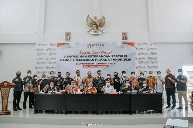 Bawaslu Sumsel Gelar Rakor Penyusunan Keterangan Tertulis Perselisihan Hasil Pemilihan 2020