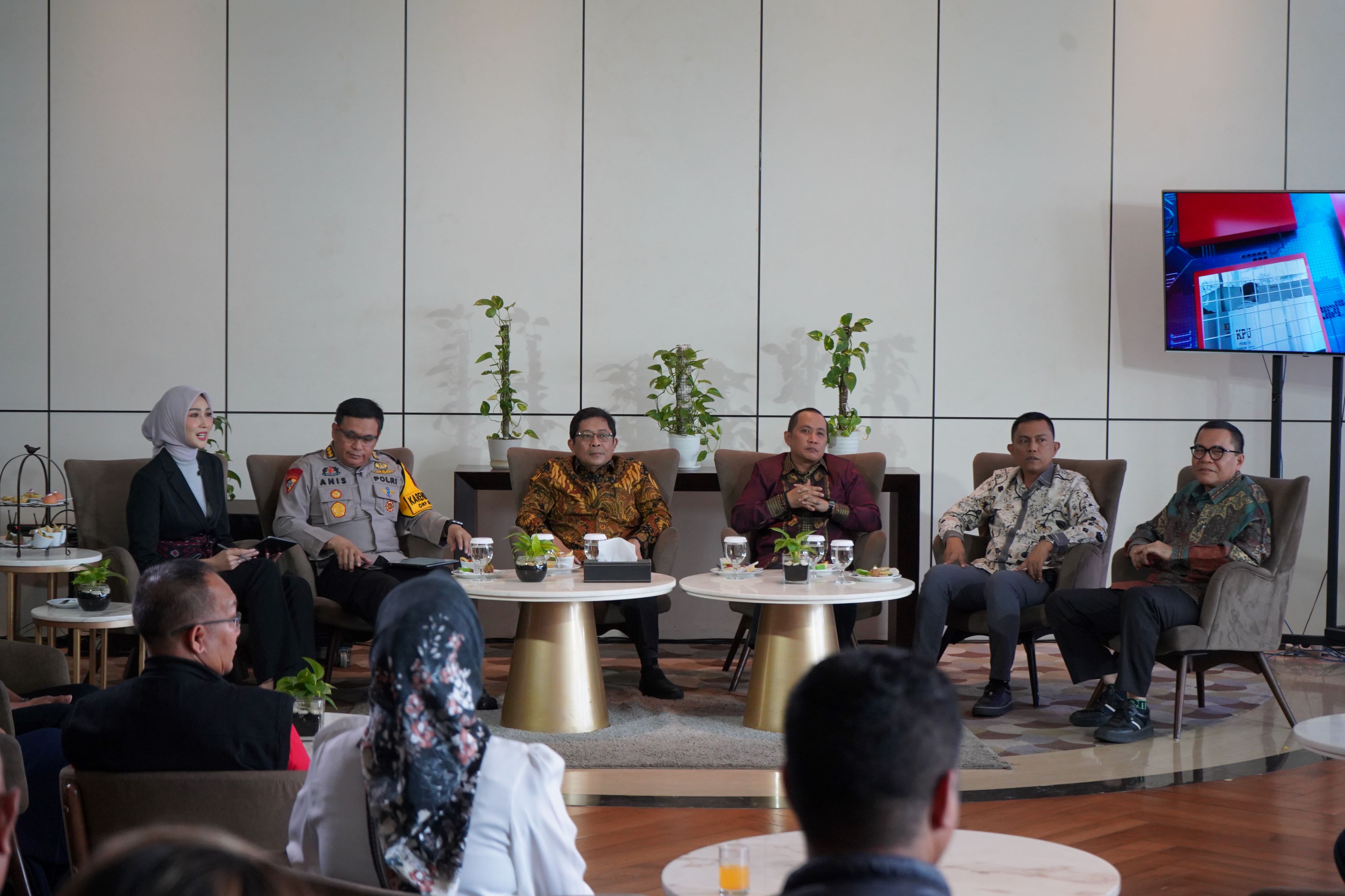 Dalam Talkshow Kesiapan Pemilihan 2024, Kurniawan Beberkan Upaya Pengawasan Paket Kompleks Bawaslu Sumsel 