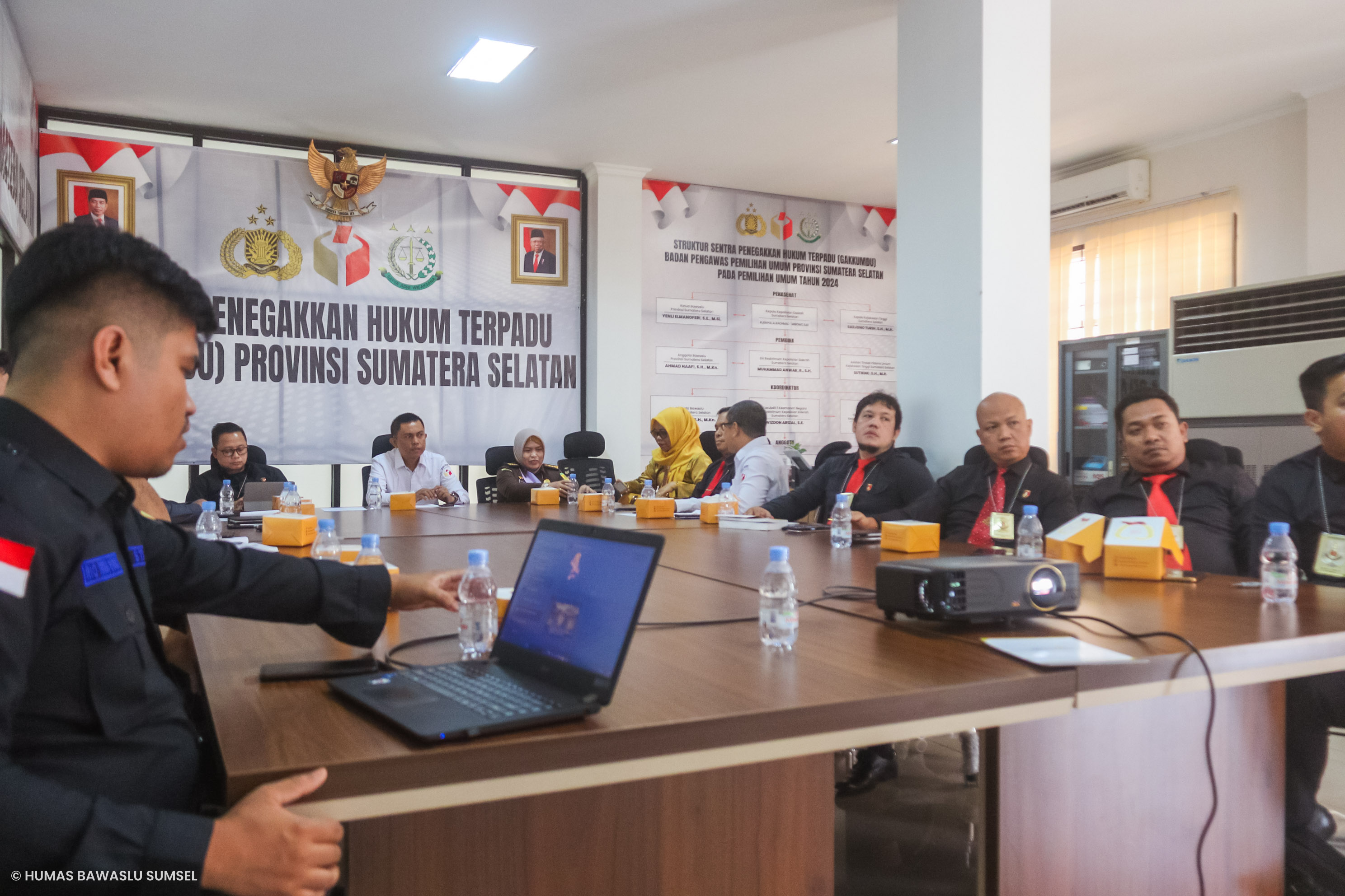 PERSIAPAN PEMILU 2024, BAWASLU SUMSEL BAHAS PROGRAM DAN KEGIATAN SENTRA GAKKUMDU