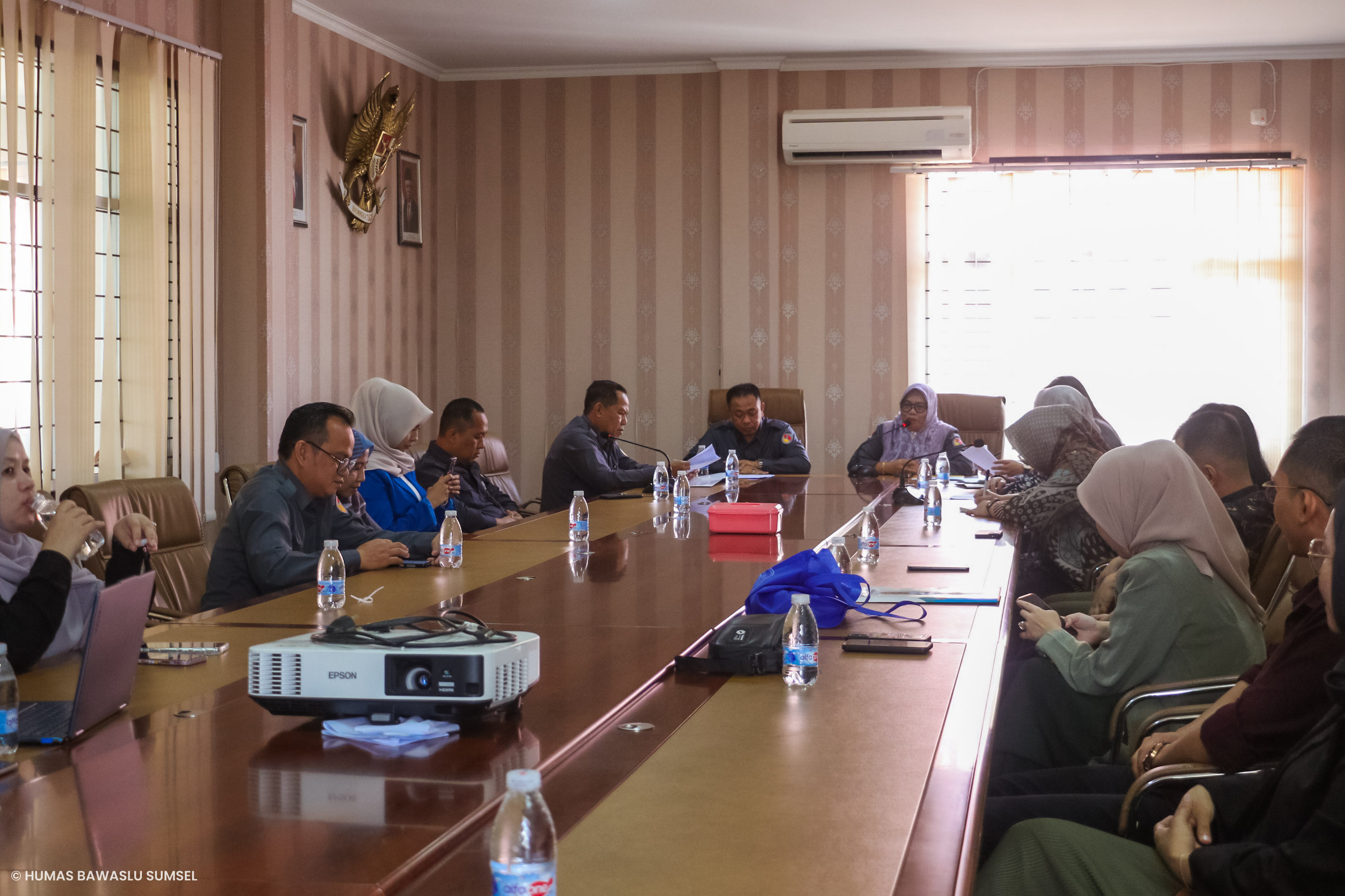 JAJAKI KERJA SAMA, BAWASLU SUMSEL TERIMA AUDIENSI STISIPOL CANDRADIMUKA