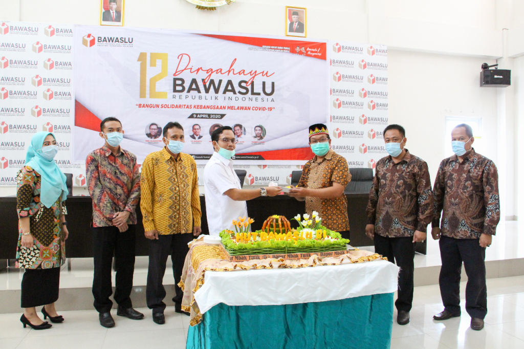 Bawaslu Se-Sumatera Selatan Rayakan Dirgahayu Bawaslu RI ke 12 Tahun