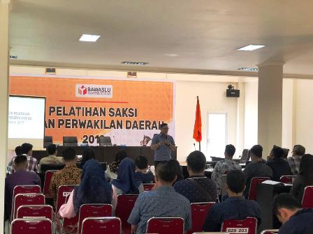 Bawaslu Sumsel Gelar Pelatihan Saksi Calon Anggota DPD RI di Palembang