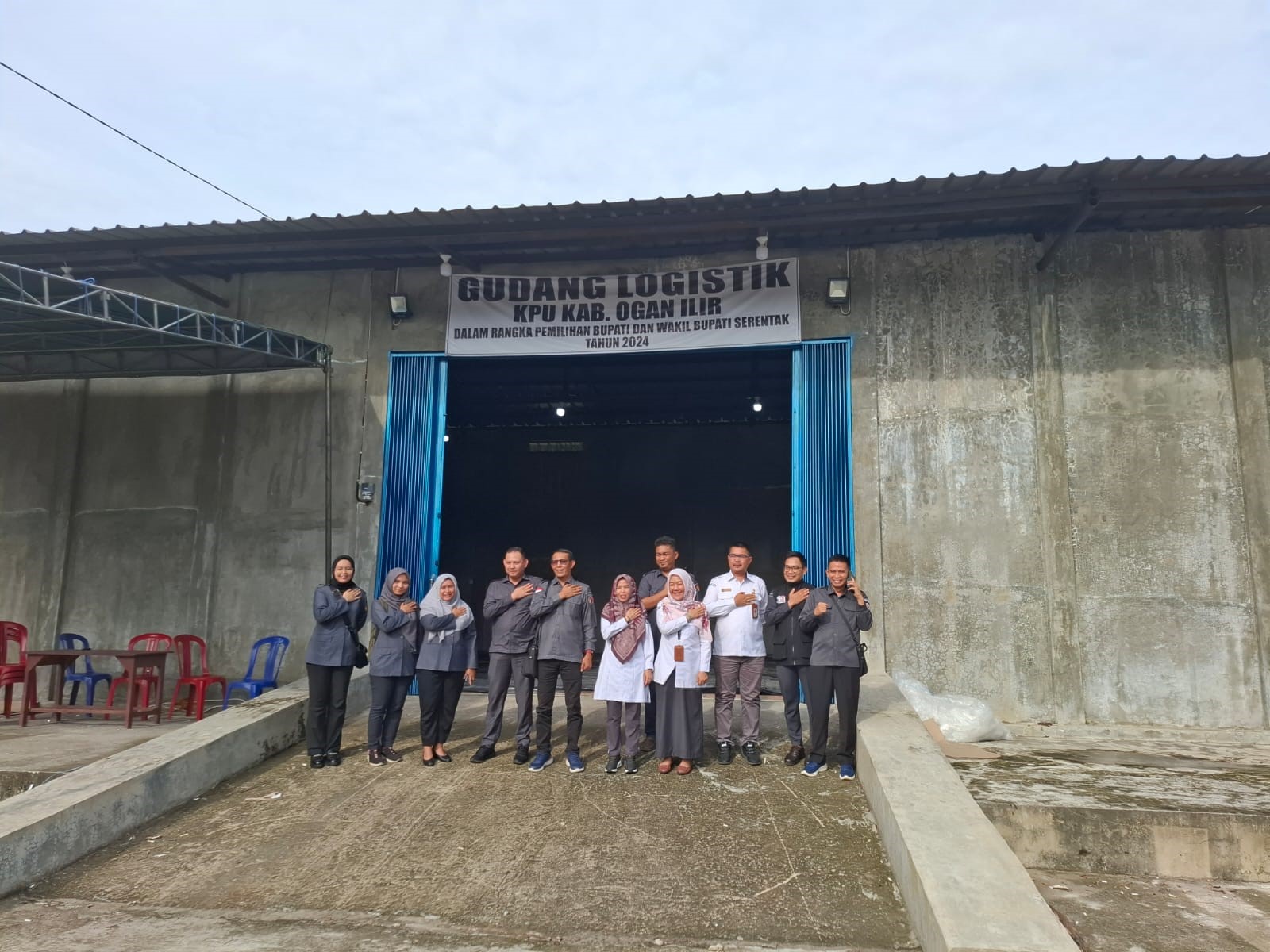 Ardiyanto Cek Gudang Logistik KPU OI, Pastikan Sesuai Ketentuan