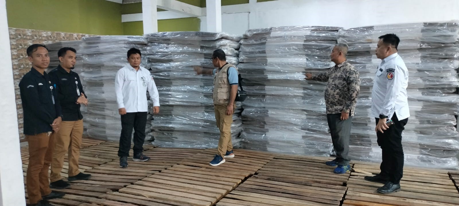 Ditahapan Logistik, Naafi Perketat Pengawasan di Gudang KPU Kabupaten OKI