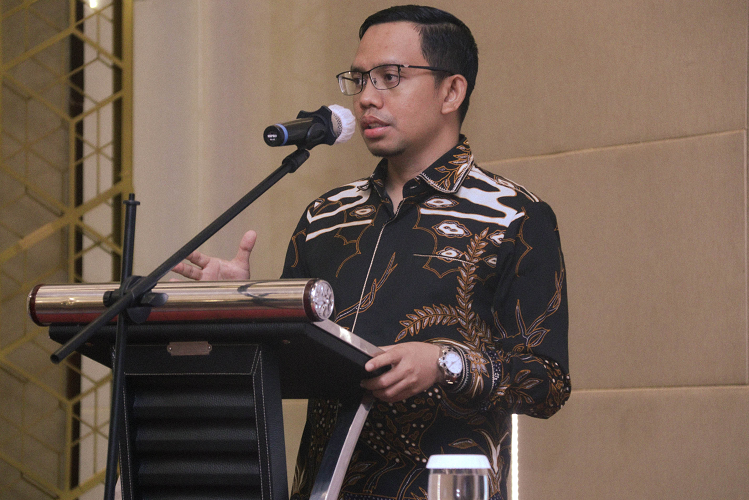 Bawaslu Sumsel Gencarkan Sosialisasi Kompetisi Debat Penegakan Hukum Pemilu Antar Perguruan Tinggi melalui Media Sosial