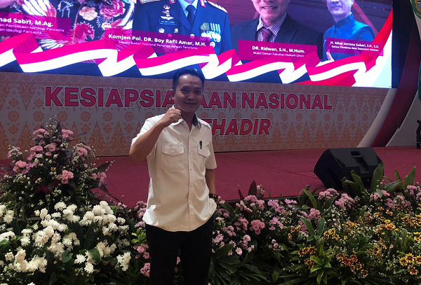 SYAMSUL HADIRI DIALOG KEBANGSAAN DALAM RANGKA KESIAPSIAGAAN NASIONAL
