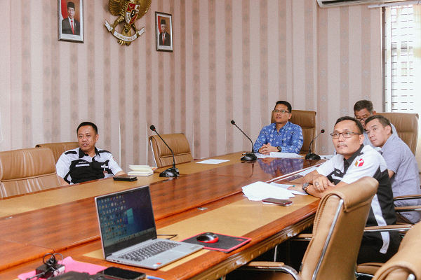 TIMSEL RAPAT PERDANA SECARA LURING