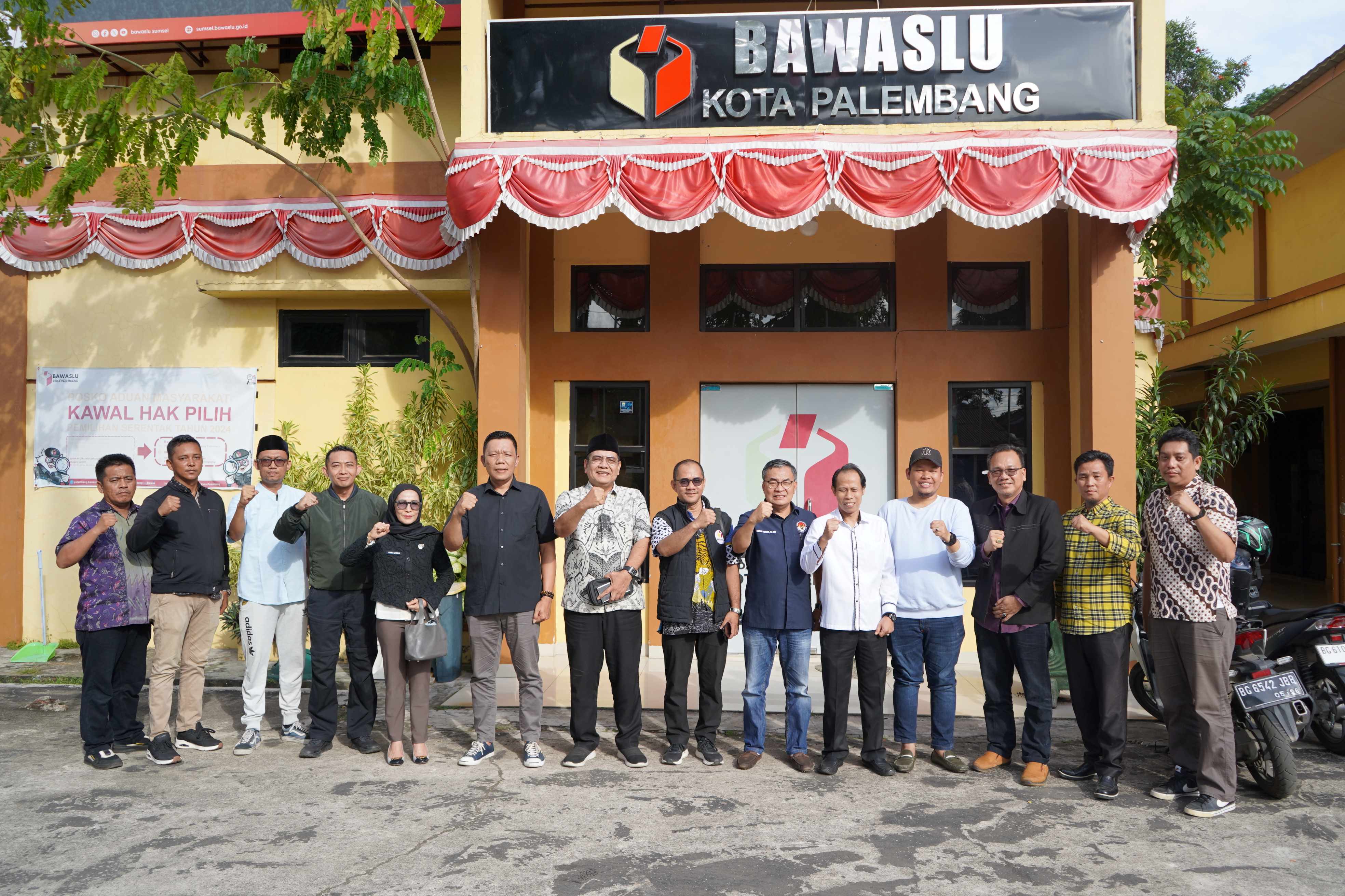 Bawaslu Palembang Dinilai Komitmen Jalankan Keterbukaan Informasi Publik