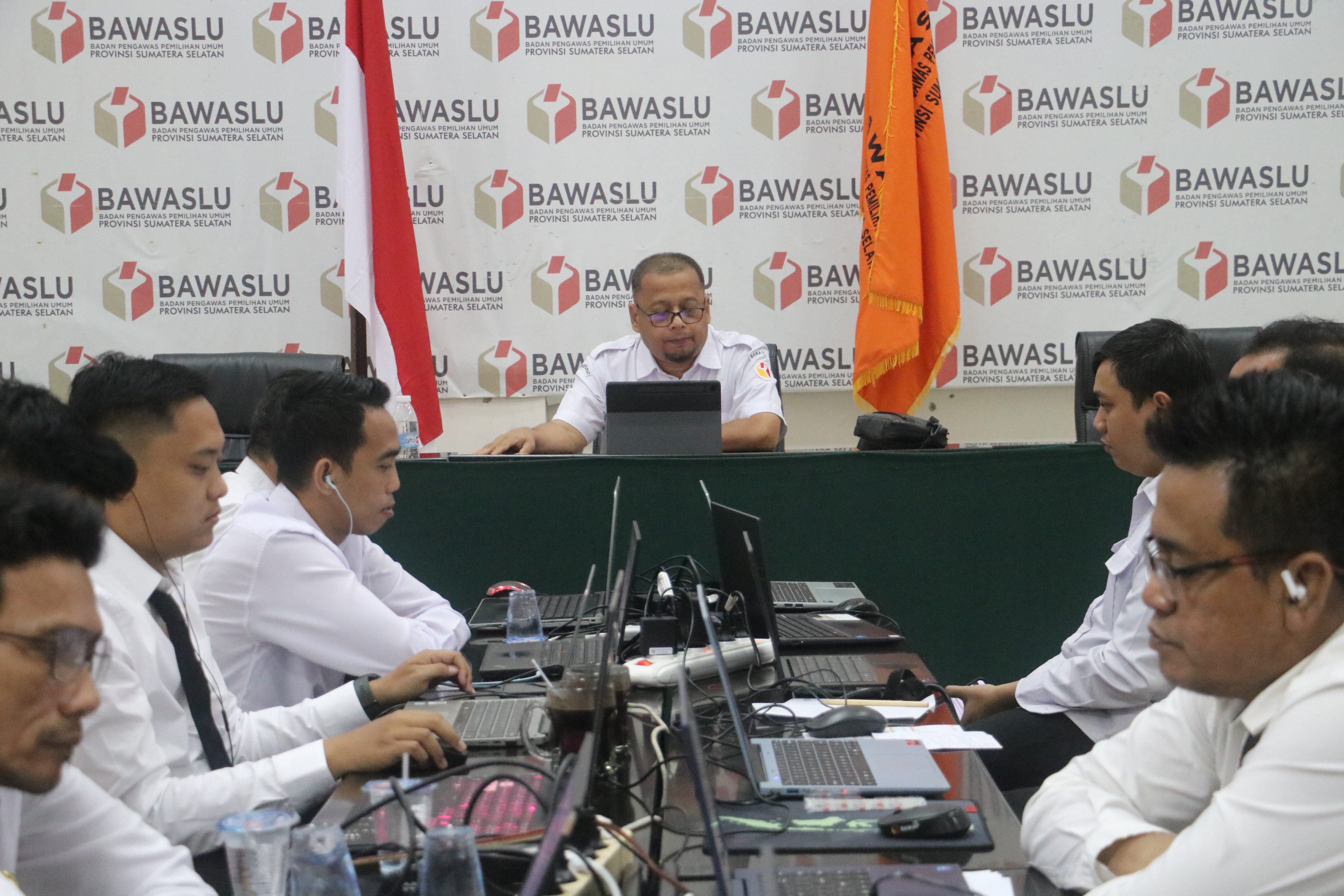 Kepala Sekretariat Bawaslu Sumsel Anderson, saat menjelaskan beberapa ketentuan penting yang wajib dipahami peserta selama mengikuti orientasi PPPK Tahun 2026, Rabu (22/07/2026).