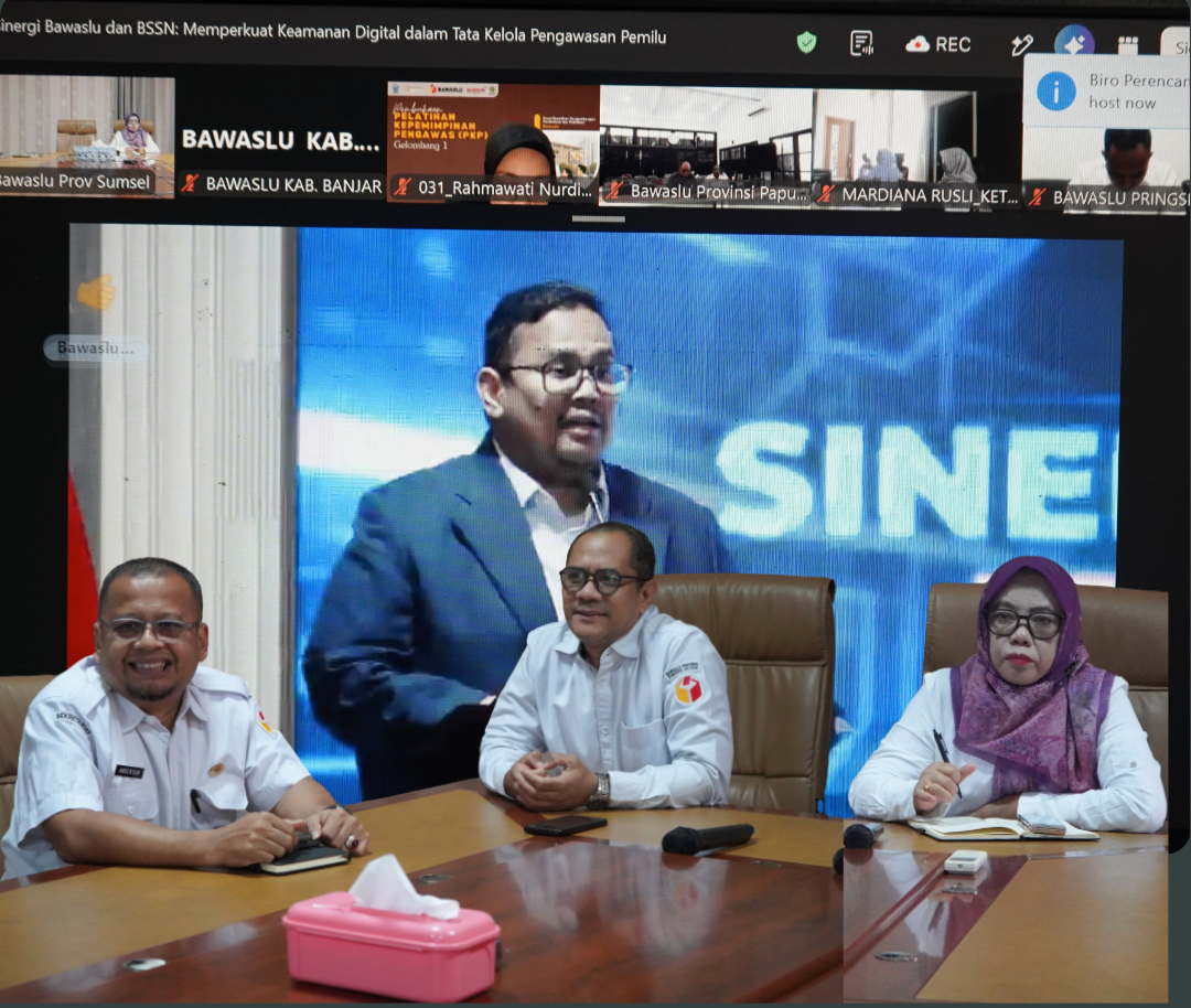 Bawaslu Sumsel hadiri rapat zoom Penandatanganan Nota Kesepahaman tentang Sinergi Penyelenggaraan Tugas dan Fungsi di Bidang Pengawasan dan Bidang Keamanan Siber dan Sandi dalam Penyelenggaraan Pemilihan Umum dan Pemilihan Kepala Daerah di Gedung A Bawaslu, Jakarta Pusat, Rabu (9/9/2026). 