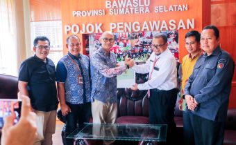 Bawaslu Sumsel Terima BMN Idle dari KPKNL Lahat