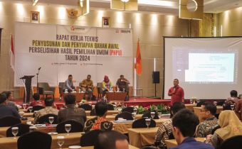 BAWASLU SUMSEL MATANGKAN PERSIAPAN HADAPI PHPU