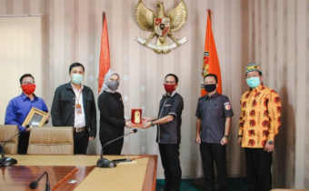 Serap Aspirasi, Senator Termuda Kunjungi Bawaslu Sumsel