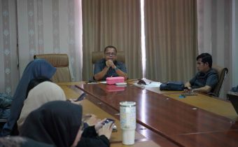 Kepala Sekretariat Bawaslu Sumsel Anderson, saat membuka kegiata rapat dalam kantor (RDK) pada Selasa (31/03/2026).