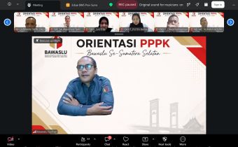 Plt, Ketua Bawaslu Sumsel Ahmad Naafi, saat menyampaikan materi pada kegiatan Orientasi PPPK, Senin (03/08/2026).