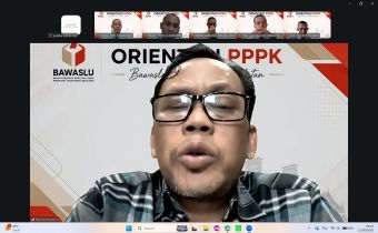 Anggota Bawaslu Sumsel, Nana Priana saat memberikan materi dalam Orientasi PPPK tahun 2026, Kamis (13/8/2026). 