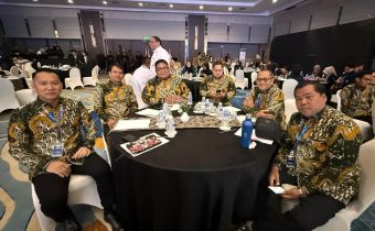 Plt. Ketua Bawaslu Sumsel Ahmad Naafi saat menghadiri  kegiatan Regional Kompetisi Debat Penegakan Hukum Pemilu VI Antar Perguruan Tinggi Se-Indonesia Tahun 2026, Selasa (18/08/2026).